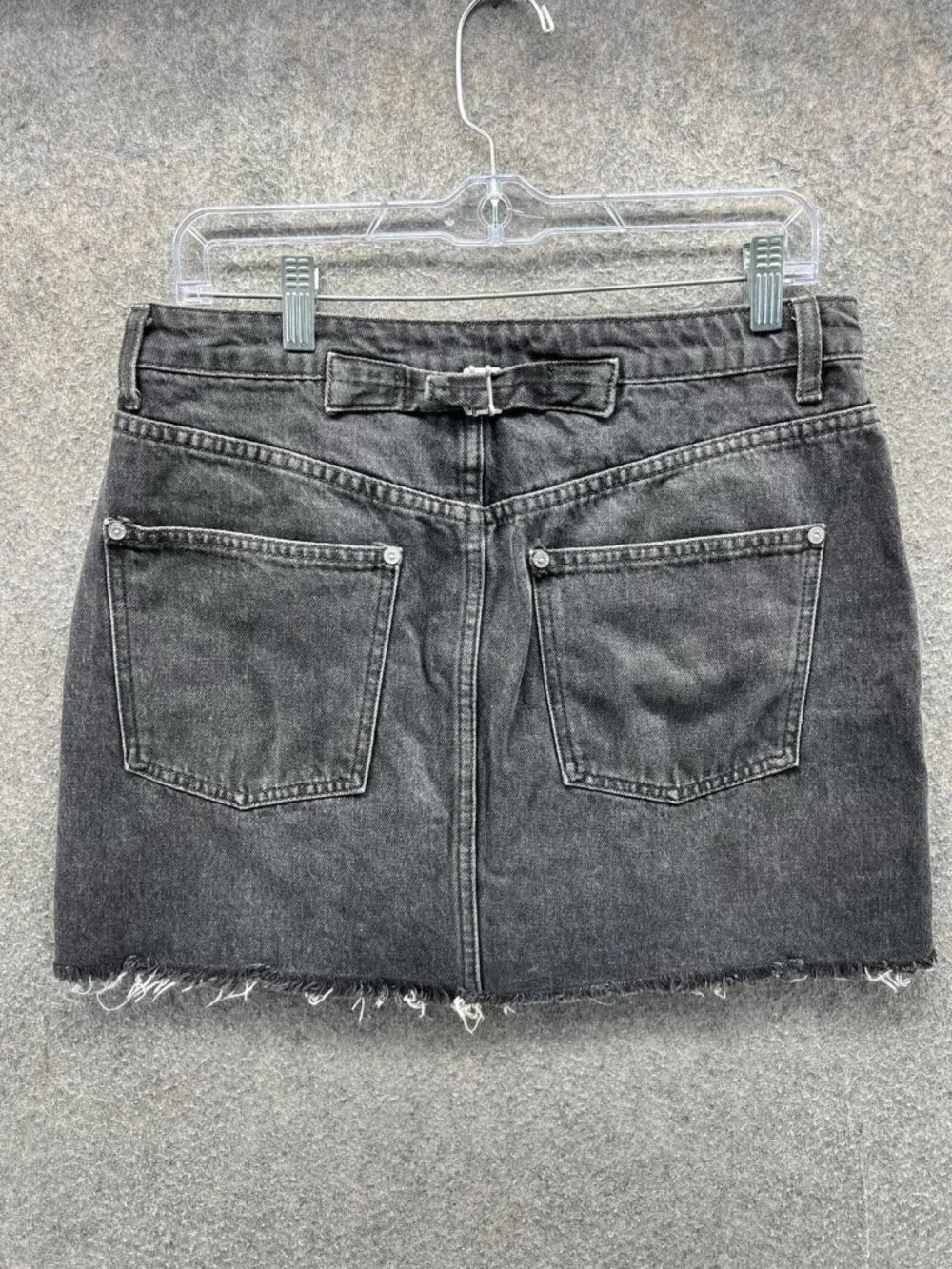 We The Free Skirt Womens 30 Gray Denim Mini Raw Frayed Hem Buckle Back Pockets